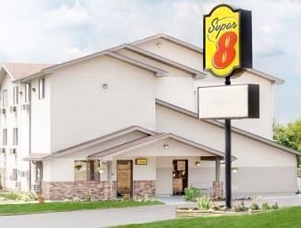 Super 8 By Wyndham Kent/Akron Area Eksteriør bilde